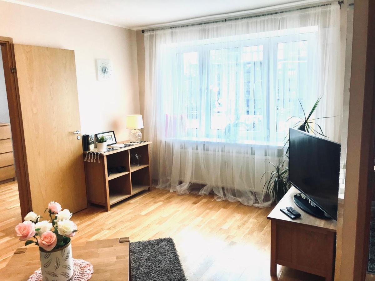 Cozy Central Apartment Tallinn Exterior foto